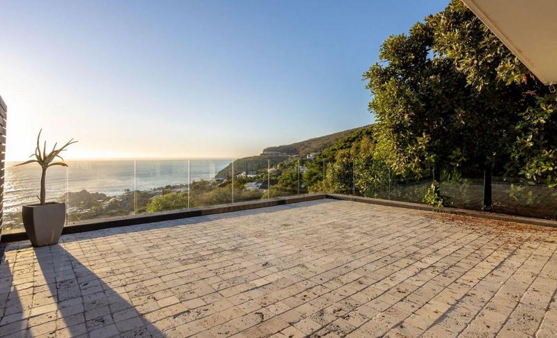 8 Bedroom Property for Sale in Llandudno Western Cape